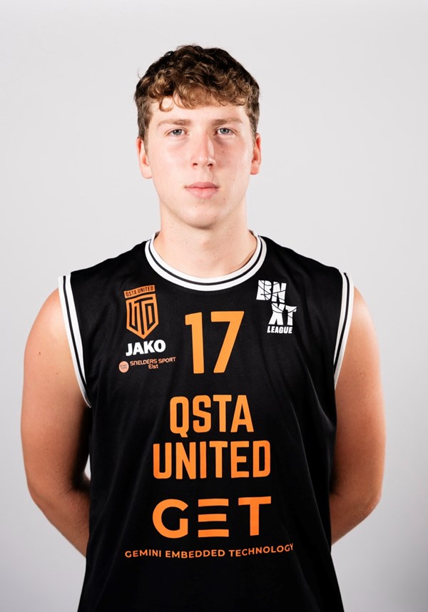 Niels van Hout (M)