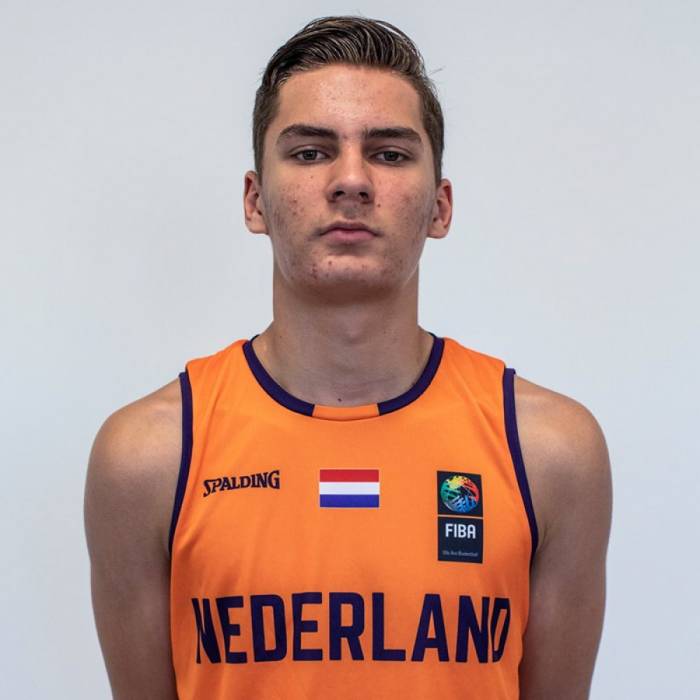 Nino Vrencken (M)